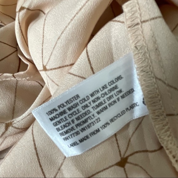 a new day geographic blouse, long sleeves medium - Picture 8 of 8